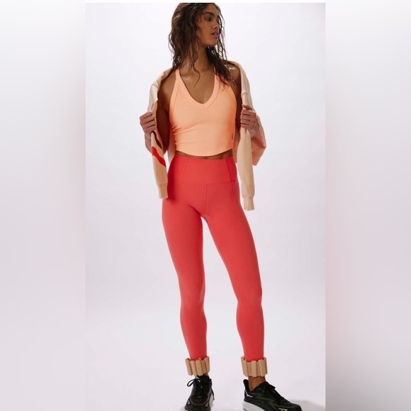 FP Movement by Free People Pants - NWT Free People Movement Never Better leggings Hibicus